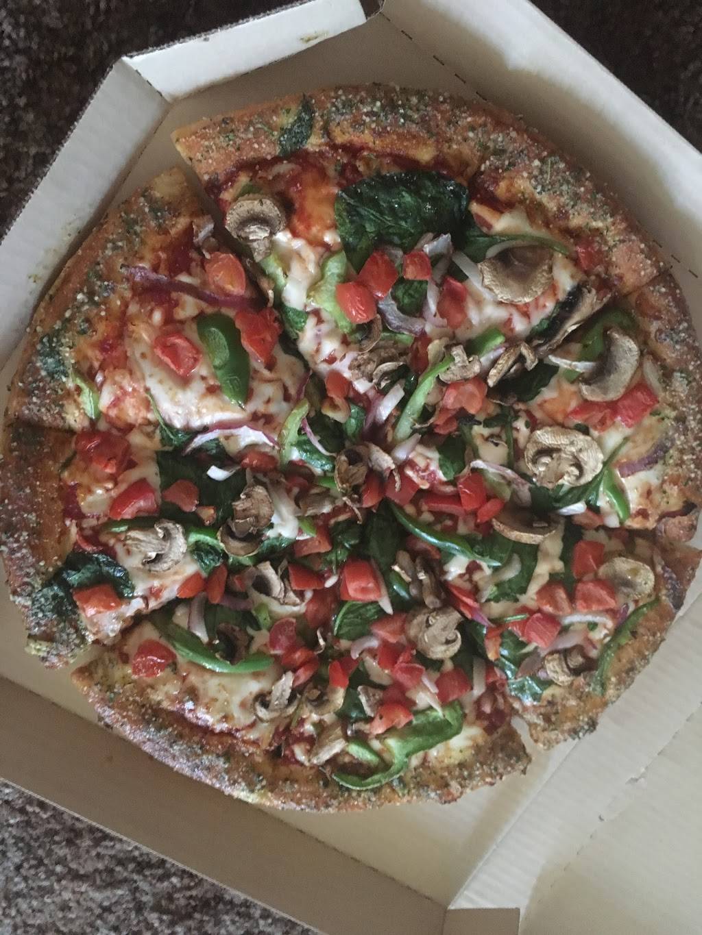 Pizza Hut | meal takeaway | 1610 Herndon Ave Ste 102, Clovis, CA 93611, USA | 5593220800 OR +1 559-322-0800