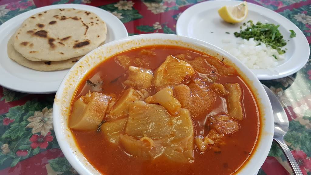 Deli Salvadoreño | restaurant | 68 W Palisade Ave, Englewood, NJ 07631, USA | 2015419113 OR +1 201-541-9113