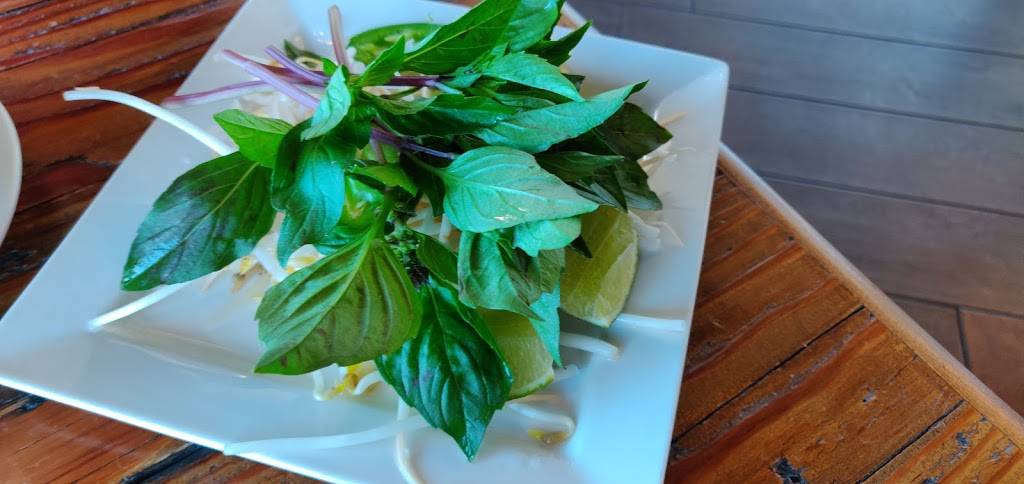 OMG Pho | restaurant | 201 Vertin Blvd, Shorewood, IL 60404, USA | 8157336630 OR +1 815-733-6630