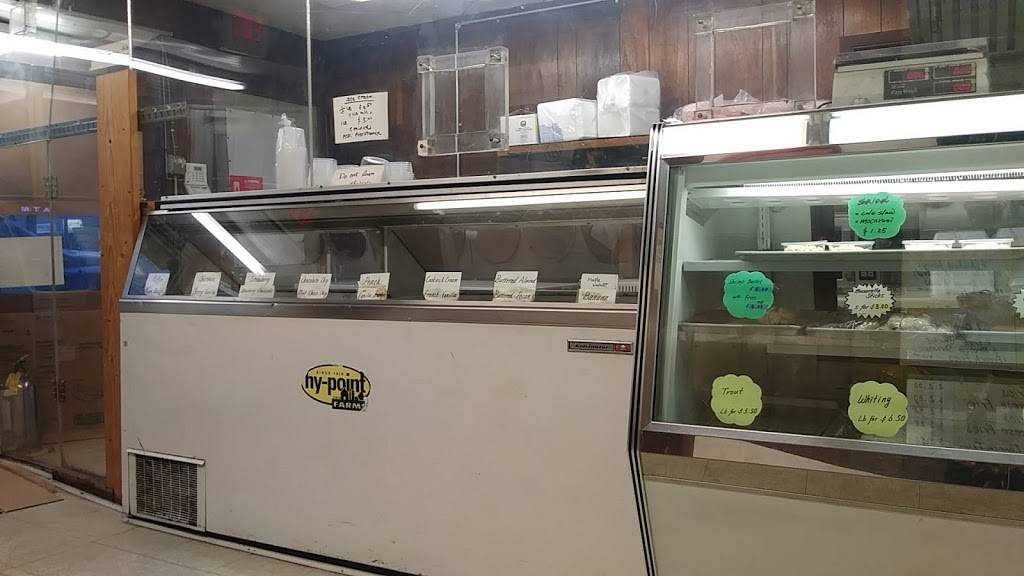 Showells Seafood | restaurant | 627 Welsh St, Chester, PA 19013, USA | 6108724996 OR +1 610-872-4996