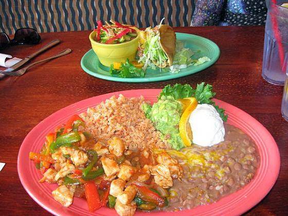 Don Gustavos Mexican Grill | restaurant | 26012 Marguerite Pkwy, Mission Viejo, CA 92692, USA | 9493482386 OR +1 949-348-2386