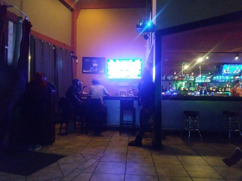 25th St. Taproom Bar and Restaurant | restaurant | 2507 Broadway, Oakland, CA 94612, USA | 5103931557 OR +1 510-393-1557