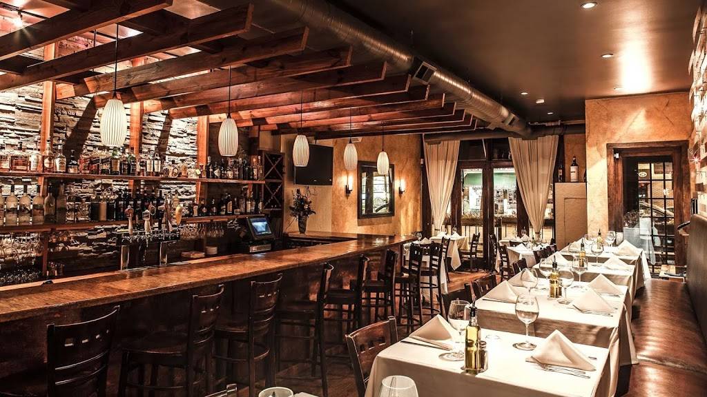 Piazza Bella Trattoria & Osteria | restaurant | 2114 W Roscoe St, Chicago, IL 60618, USA | 7734777330 OR +1 773-477-7330