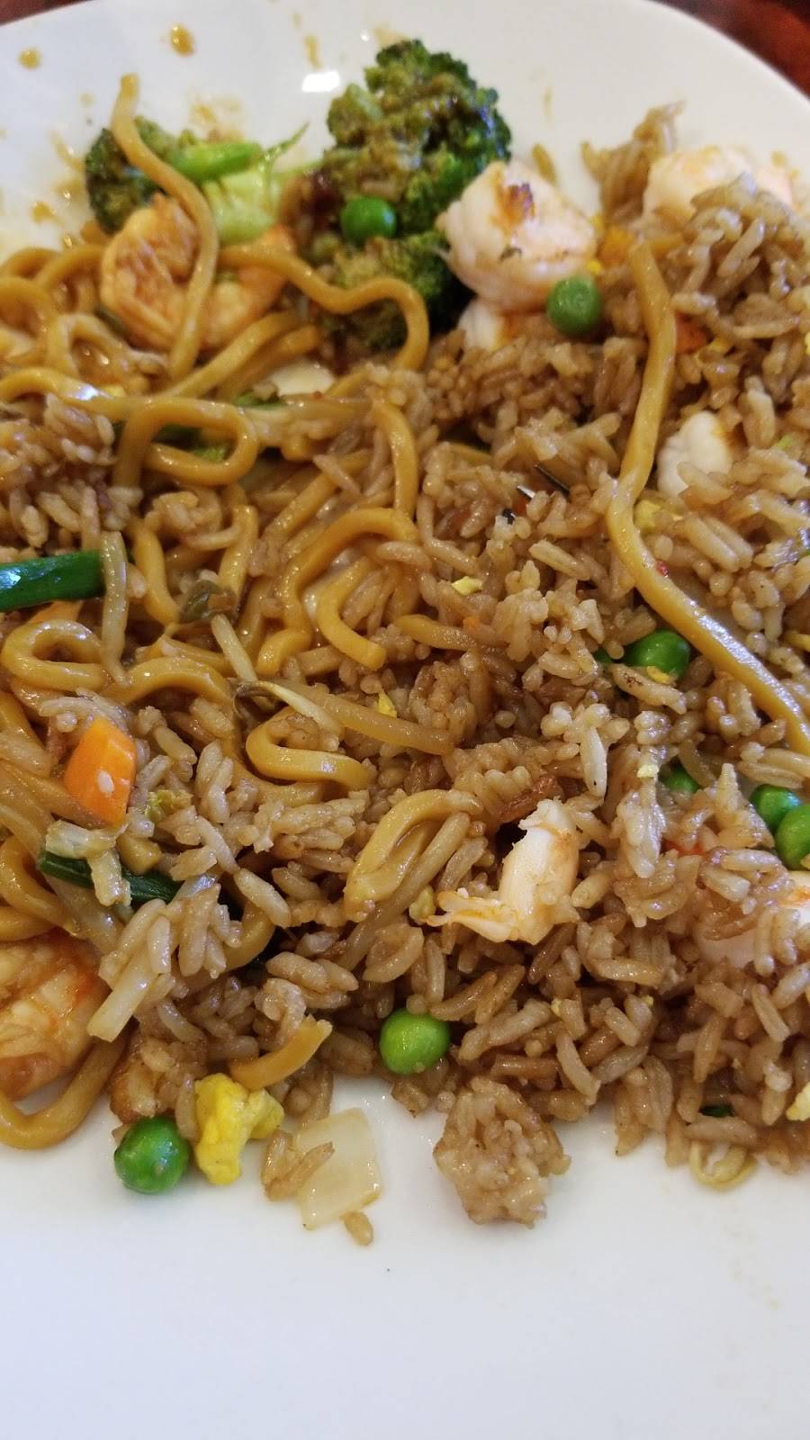 Chen Chinese Cuisine | restaurant | 6100 Northwest Hwy, Crystal Lake, IL 60014, USA | 8153568899 OR +1 815-356-8899