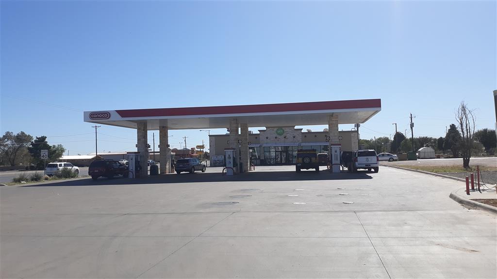 Yesway | restaurant | 4201 College Ave, Snyder, TX 79549, USA | 3255739422 OR +1 325-573-9422