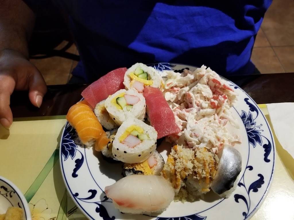 Lins International Buffet | restaurant | 7863 Interstate 35 Access Rd, San Antonio, TX 78224, USA | 2107585455 OR +1 210-758-5455