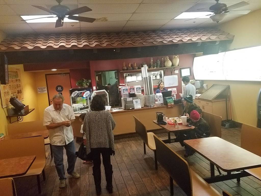 Los Jilbertos Taco Shop Temecula | restaurant | 4821, 30571 Temecula Pkwy, Temecula, CA 92592, USA | 9516766101 OR +1 951-676-6101