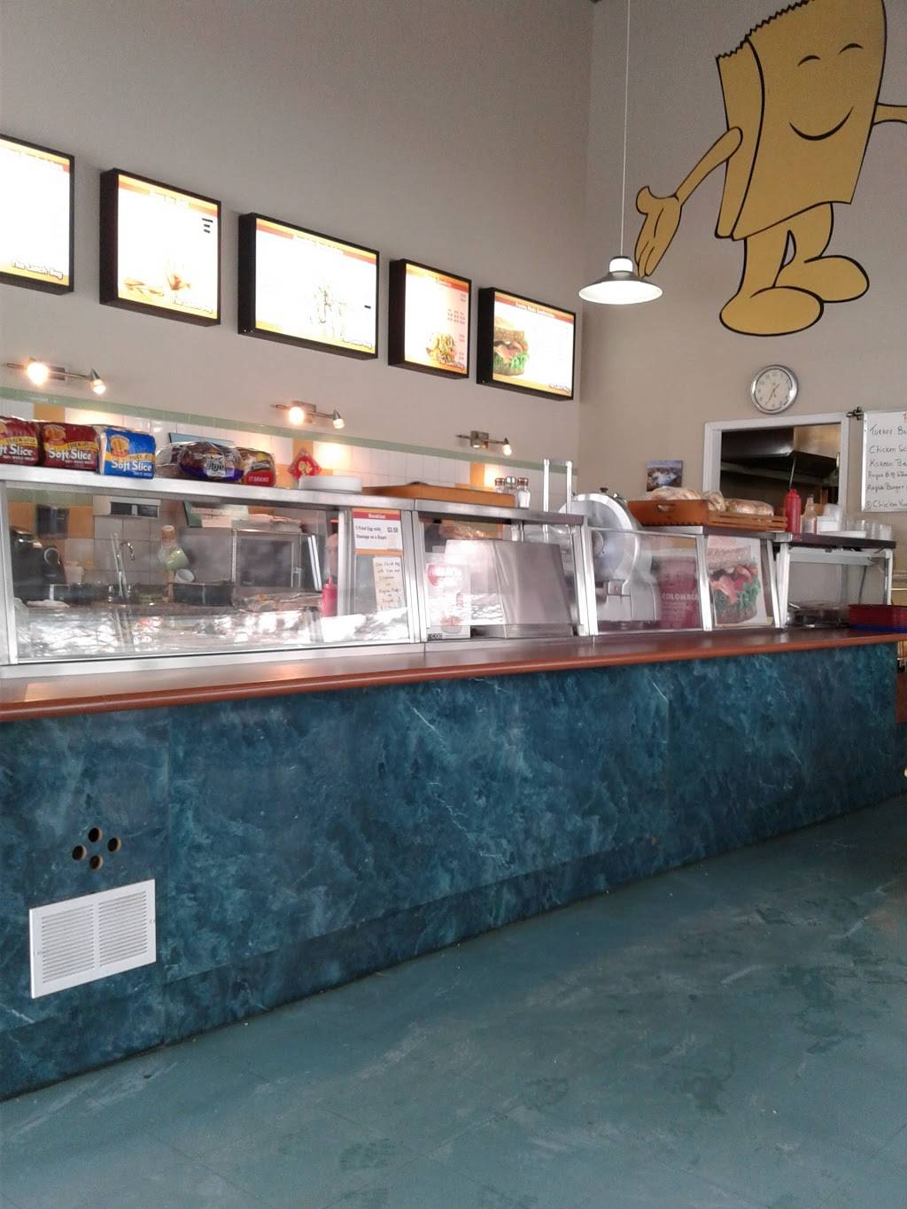 The Lunch Bag Deli Cafe | meal takeaway | 2601 Matheson Blvd E, Mississauga, ON L4W 5A8, Canada | 9052386262 OR +1 905-238-6262