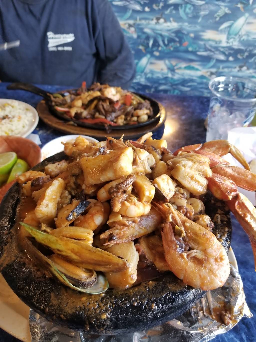 Las Islas Marias | restaurant | 16393 E Foothill Blvd, Fontana, CA 92335, USA | 9098232140 OR +1 909-823-2140