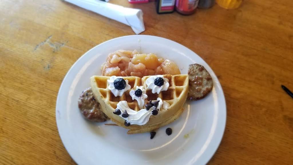 Aunt Sarahs Pancake House | restaurant | 4205 W Broad St, Richmond, VA 23230, USA | 8043588812 OR +1 804-358-8812