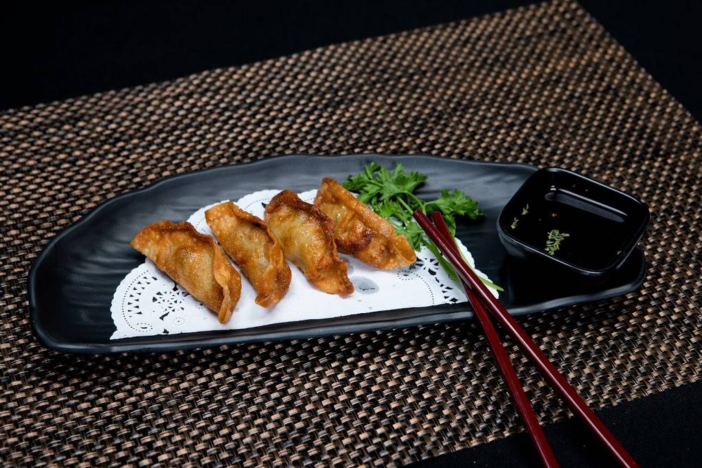 Ramen Boy | restaurant | 2073 W Ave K, Lancaster, CA 93536, USA | 6615826161 OR +1 661-582-6161