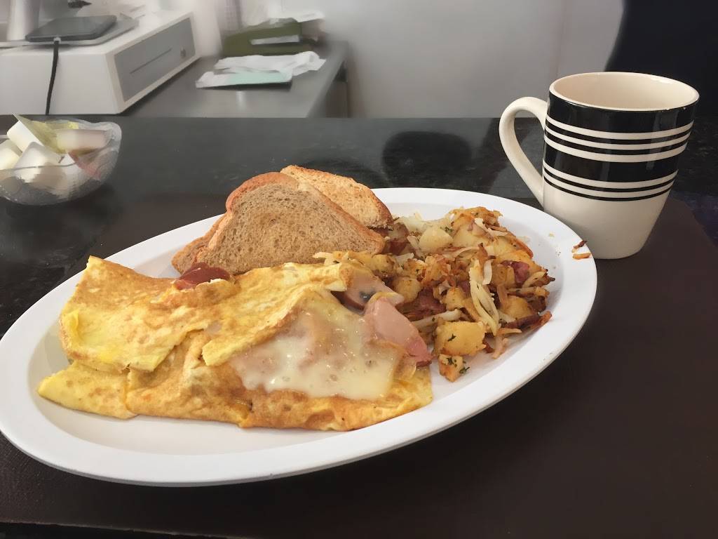 Harbor View Café | restaurant | 16 Avenida Menendez, St. Augustine, FL 32084, USA | 9048250193 OR +1 904-825-0193