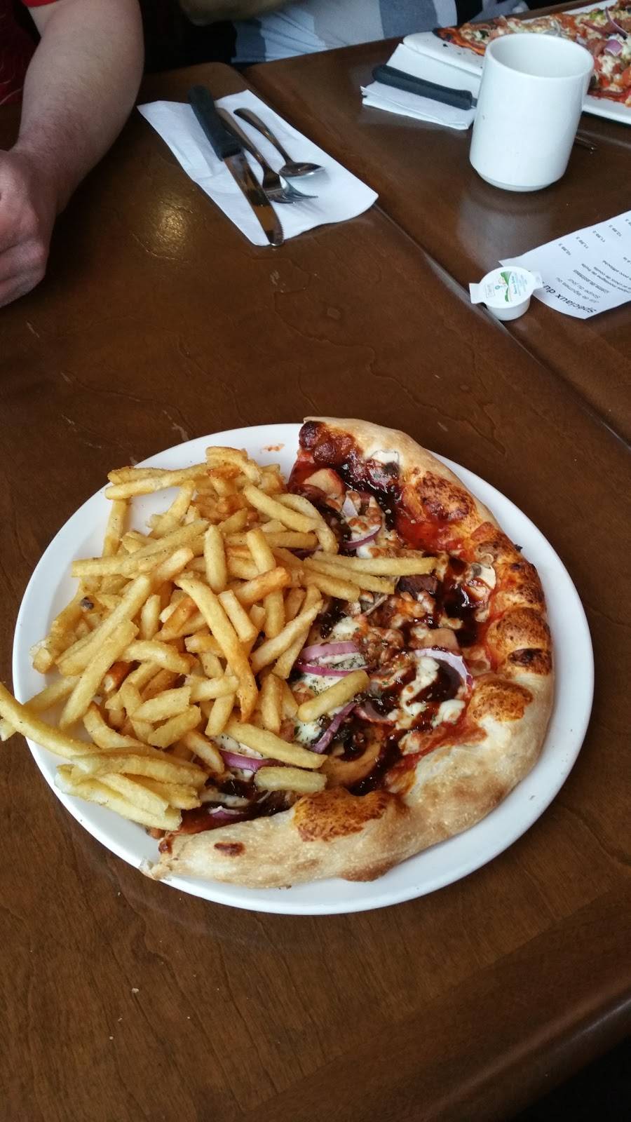 Restaurant Bistro Forik | restaurant | 740 Rue Principale, Granby, QC J2G 2Y4, Canada | 4507777786 OR +1 450-777-7786