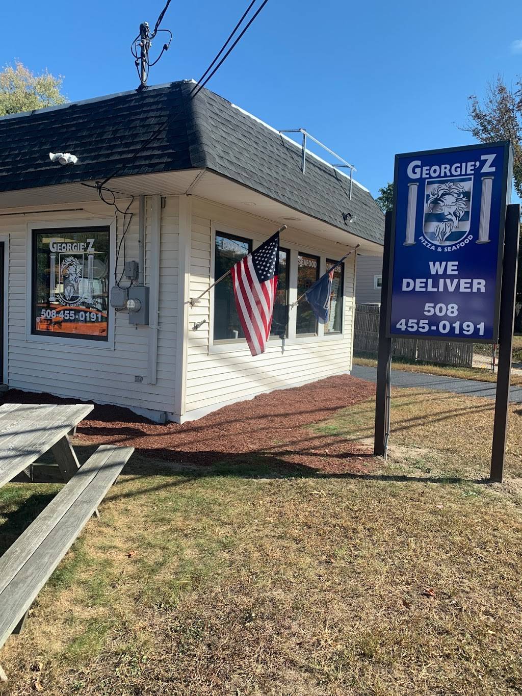 GeorgieZ Pizza & Seafood | restaurant | 1282 Park St, Attleboro, MA 02703, USA | 5084550191 OR +1 508-455-0191