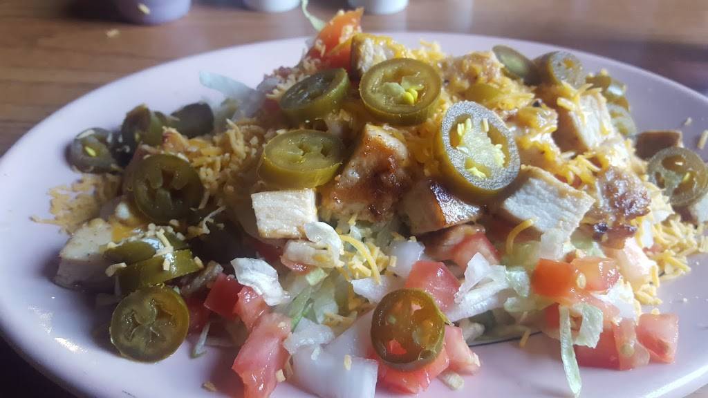 The UpTown Bar & Cafe | restaurant | 101 S Main St, Crystal, MI 48818, USA | 9892356565 OR +1 989-235-6565