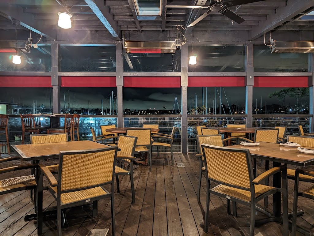 Marina Seafood Dockside Patio | restaurant | 235 University Ave, Berkeley, CA 94710, USA | 5108820223 OR +1 510-882-0223