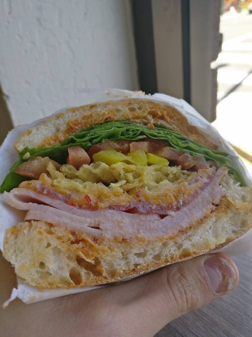 Rheas Deli & Market | restaurant | 800 Valencia St, San Francisco, CA 94110, USA | 4152825255 OR +1 415-282-5255