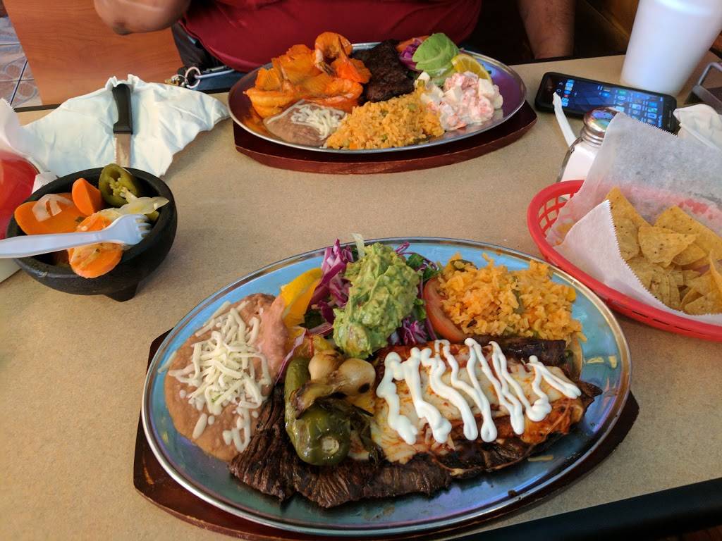 El Tarasco | restaurant | 4358 W 51st St, Chicago, IL 60632, USA | 7735828745 OR +1 773-582-8745