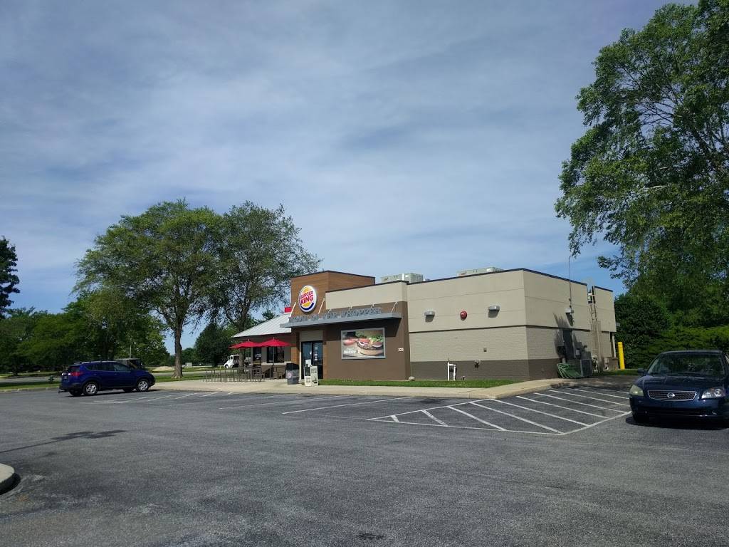 Burger King | restaurant | Dover AFB, DE 19902, USA | 3027347464 OR +1 302-734-7464