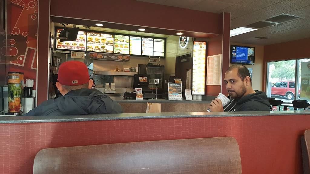 Jack in the Box | restaurant | 4901 Verdugo Way, Camarillo, CA 93012, USA | 8059875159 OR +1 805-987-5159