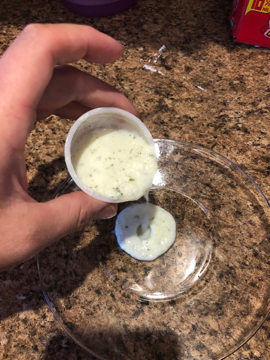 Chelseys Wings, Burgers, and Spirits | restaurant | 727 N Main St, Pueblo, CO 81003, USA | 7195454313 OR +1 719-545-4313