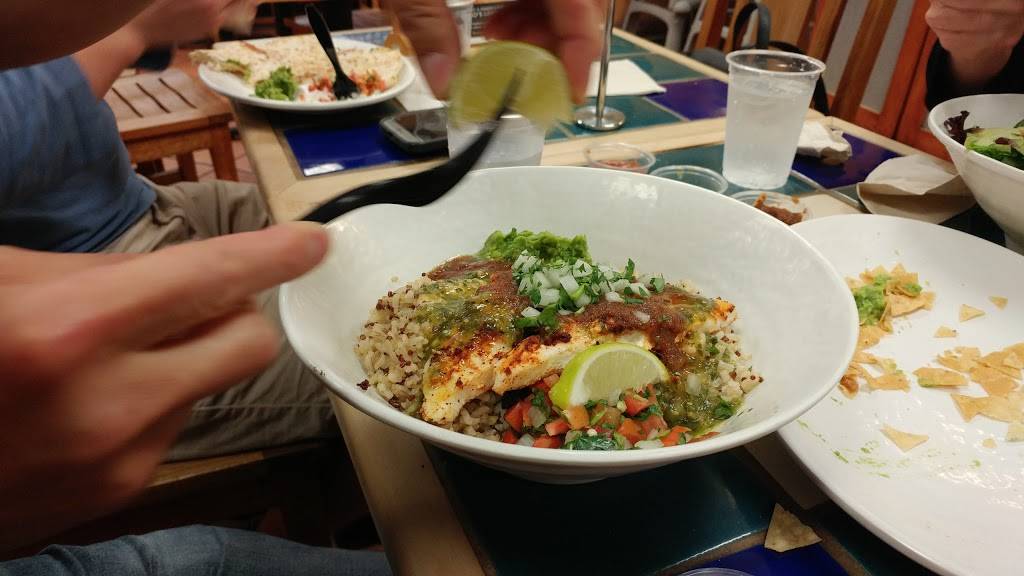 Rubios | restaurant | 19035 Goldenwest St #101, Huntington Beach, CA 92648, USA | 7145369109 OR +1 714-536-9109