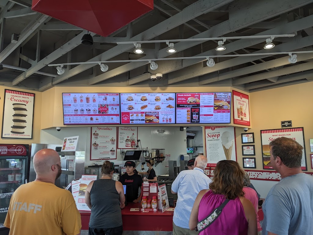 Freddy’s Frozen Custard & Steakburgers | restaurant | 2415 Costco Wy, Bellevue, WI 54311, USA | 9203013791 OR +1 920-301-3791