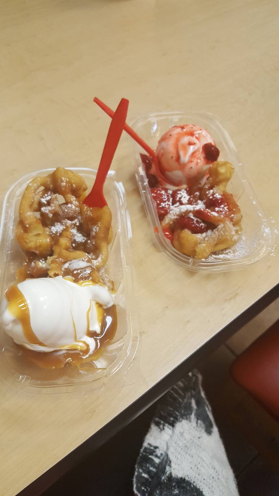 Dairy Queen Grill & Chill | restaurant | 370 Suzanne Dr, Spring Hill, FL 34607, USA | 3526842828 OR +1 352-684-2828