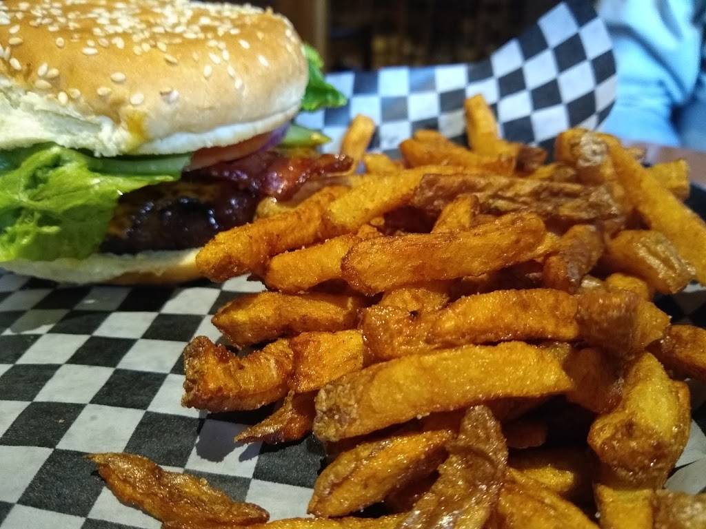 Rockfords Bar & Grill | restaurant | 2124 King Rd, King City, ON L7B 1L1, Canada | 9058330400 OR +1 905-833-0400