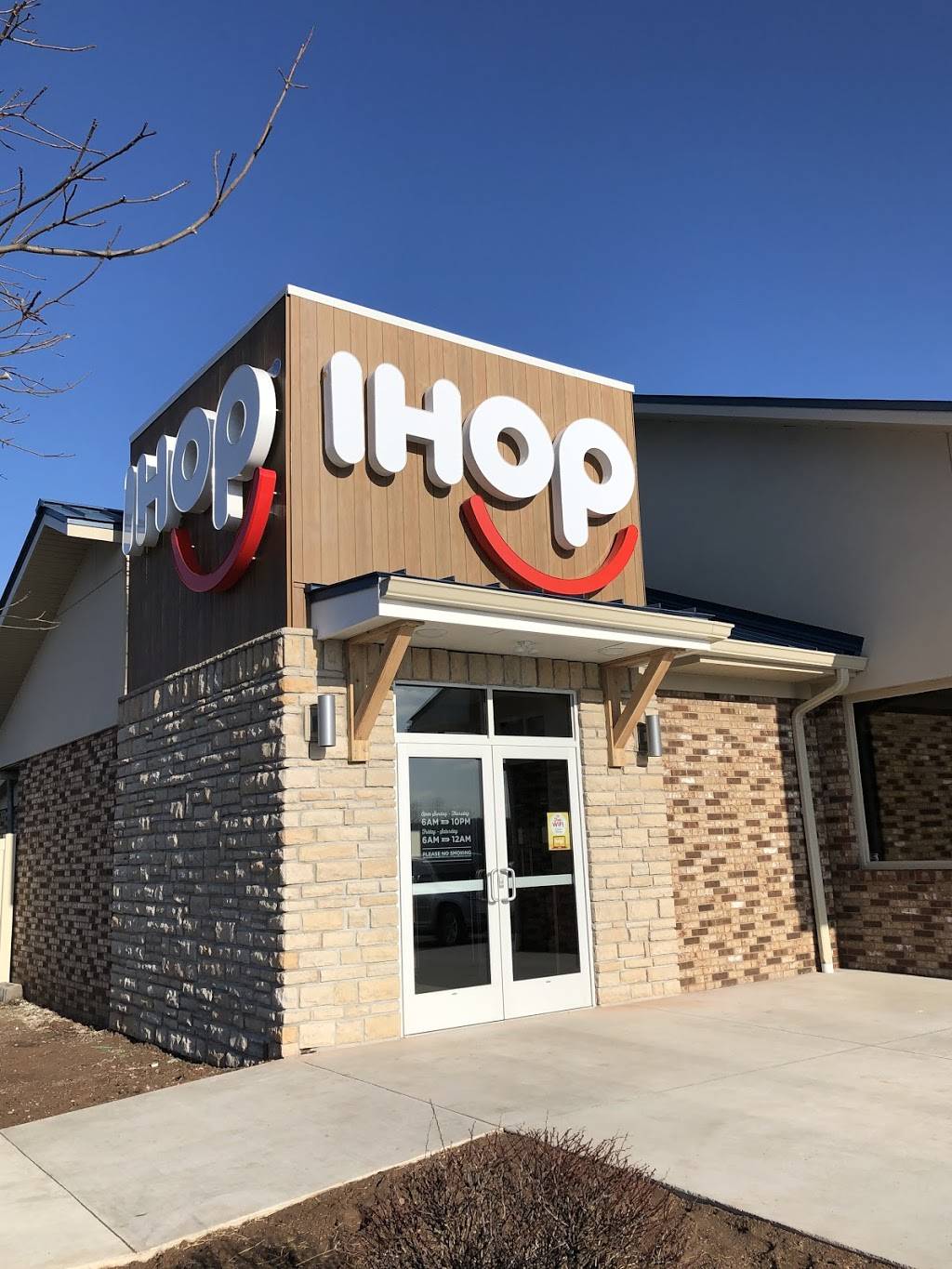 IHOP Lake Ariel | restaurant | 133 Twin Rocks Rd, Lake Ariel, PA 18436, USA | 5706899112 OR +1 570-689-9112