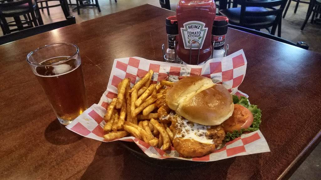 Wild Pitch Sports Bar & Grill Fort Worth | restaurant | 4701 Citylake Blvd E, Fort Worth, TX 76132, USA | 8173610084 OR +1 817-361-0084
