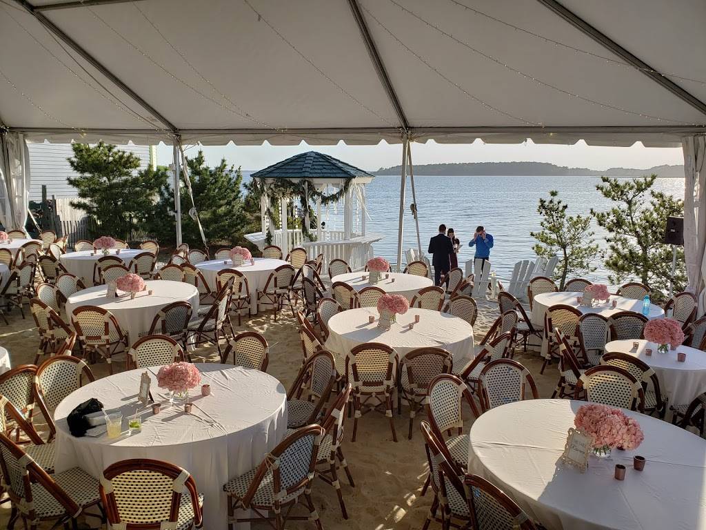 Ivy | restaurant | 136 Dagsworthy St, Dewey Beach, DE 19971, USA | 3022279292 OR +1 302-227-9292