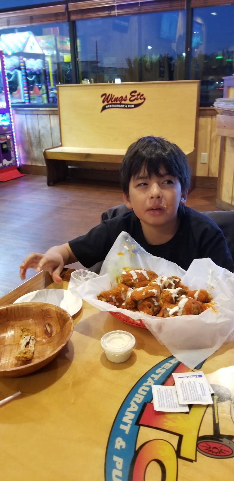 Wings Etc. | restaurant | 2049 Veterans Memorial Pkwy S Suite5, Lafayette, IN 47909, USA | 7658382304 OR +1 765-838-2304