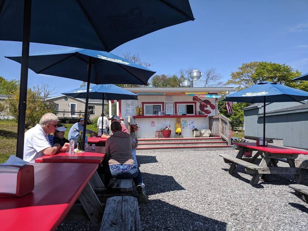 Ericas Seafood | restaurant | 505 Basin Point Rd, Harpswell, ME 04079, USA | 2078337354 OR +1 207-833-7354