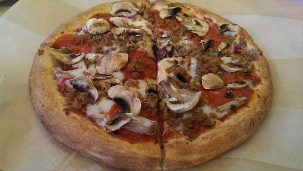 RedBrick Pizza | restaurant | 550 Deep Valley Dr, Palos Verdes Peninsula, CA 90274, USA | 3105444040 OR +1 310-544-4040