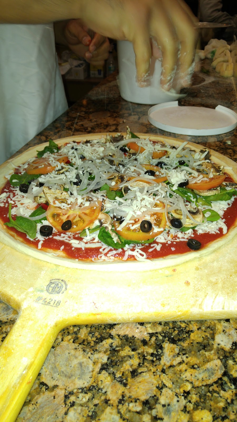 Rays Pizza | restaurant | 2711 N Hiatus Rd, Hollywood, FL 33026, USA | 9544335757 OR +1 954-433-5757