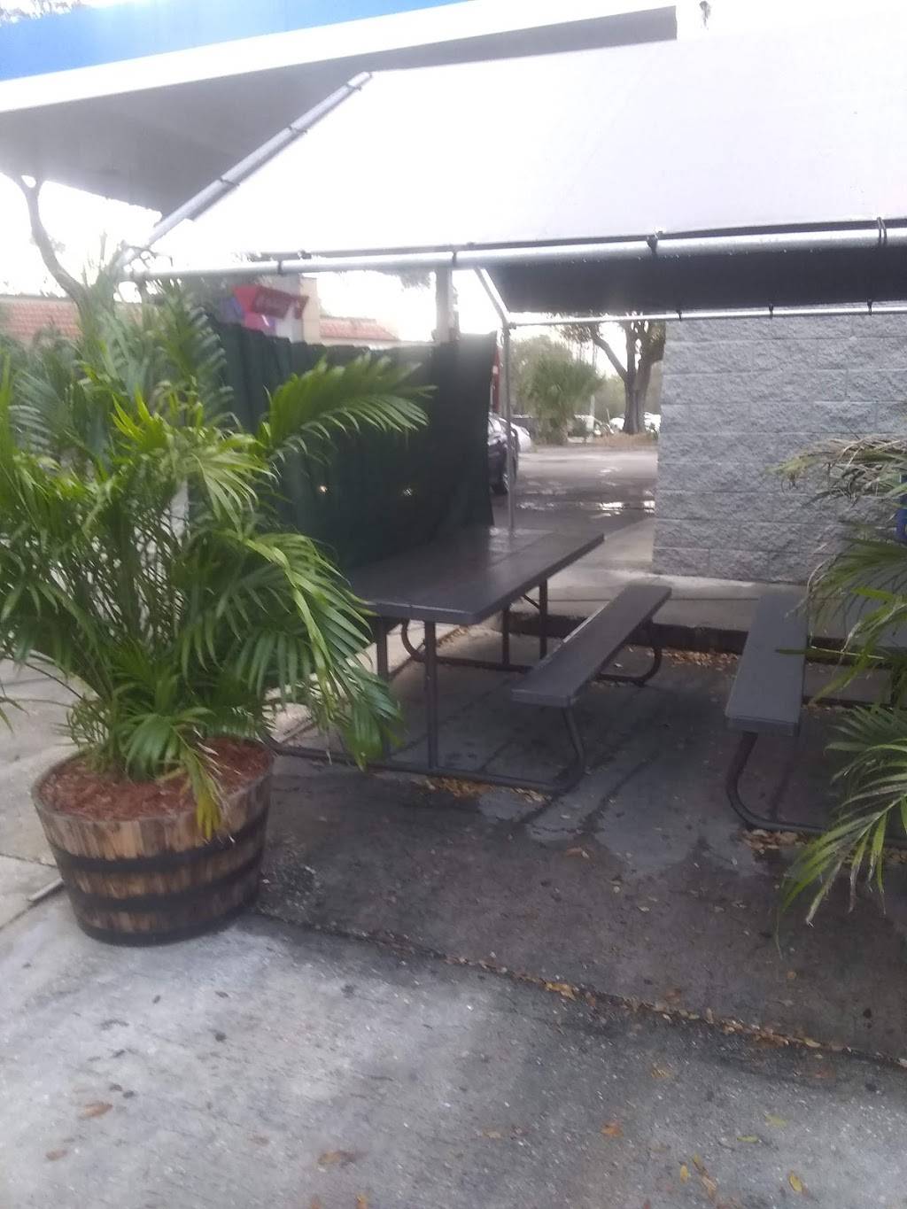 Taqueria La Mexicana | restaurant | 14516 N 22nd St, Tampa, FL 33613, USA | 8138129814 OR +1 813-812-9814