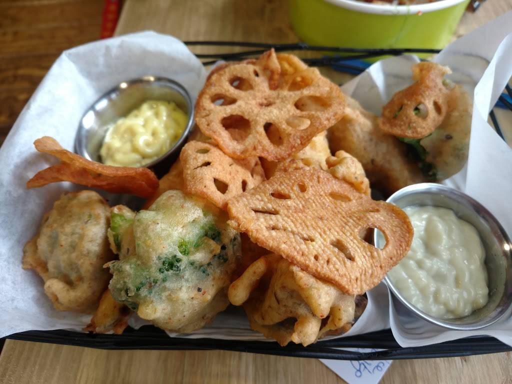 One Fish Two Fish Poke | restaurant | 370 E Main St Suite 140, Carrboro, NC 27510, USA | 9192405532 OR +1 919-240-5532