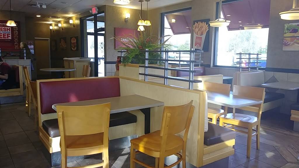 Wendys | restaurant | 1502 W McClain Ave, Scottsburg, IN 47170, USA | 8127521932 OR +1 812-752-1932