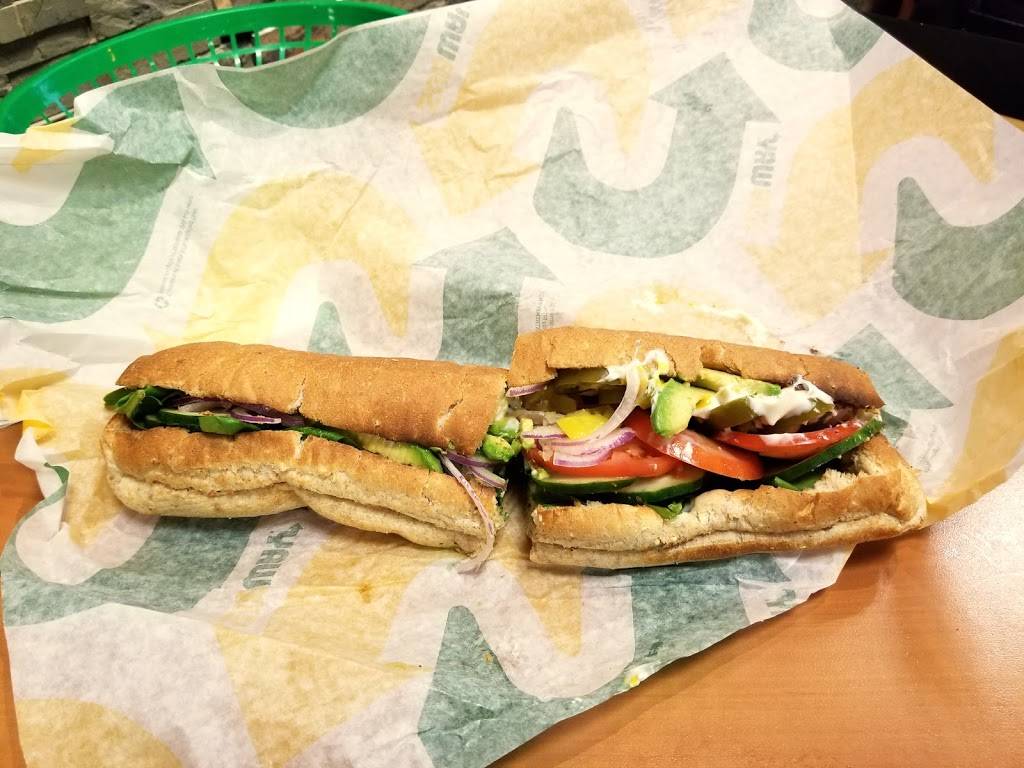 Subway Restaurants | restaurant | 5001 Wilshire Blvd #109, Los Angeles, CA 90036, USA | 3239339133 OR +1 323-933-9133