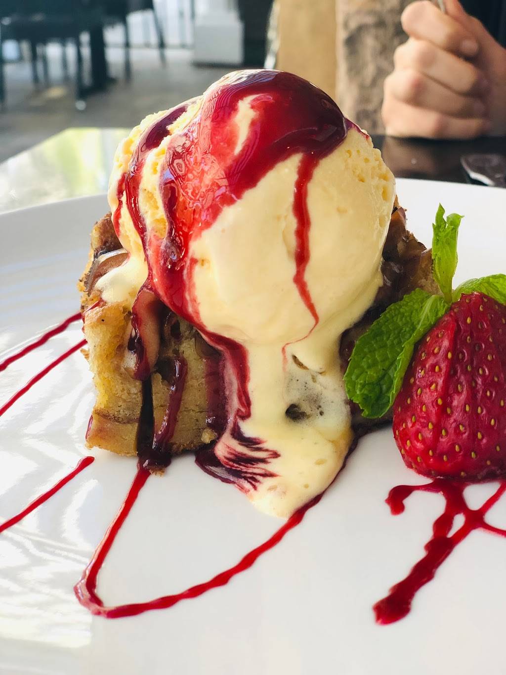 La Papillon | restaurant | 858 W Lancaster Blvd, Lancaster, CA 93534, USA | 6615223600 OR +1 661-522-3600