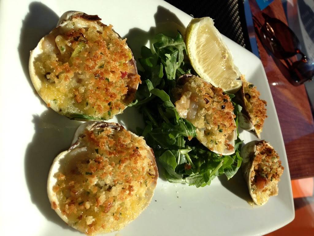 Skipjacks | restaurant | 226 Patriot Pl, Foxborough, MA 02035, USA | 5085432200 OR +1 508-543-2200