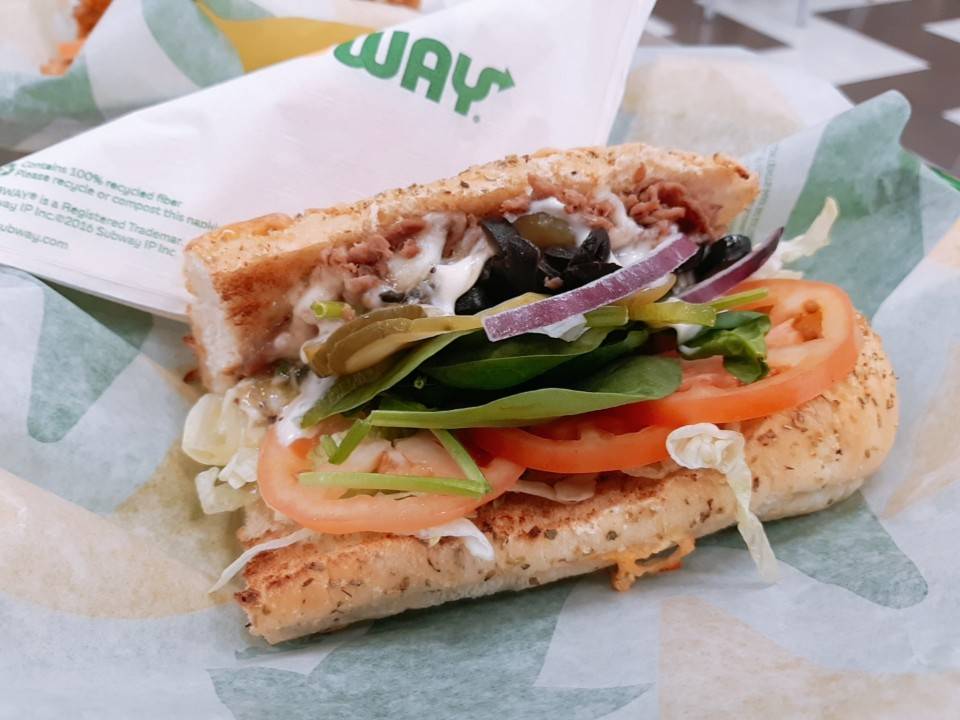 Subway Restaurants | restaurant | 6115 Santa Monica Blvd D, Los Angeles, CA 90038, USA | 3234636115 OR +1 323-463-6115
