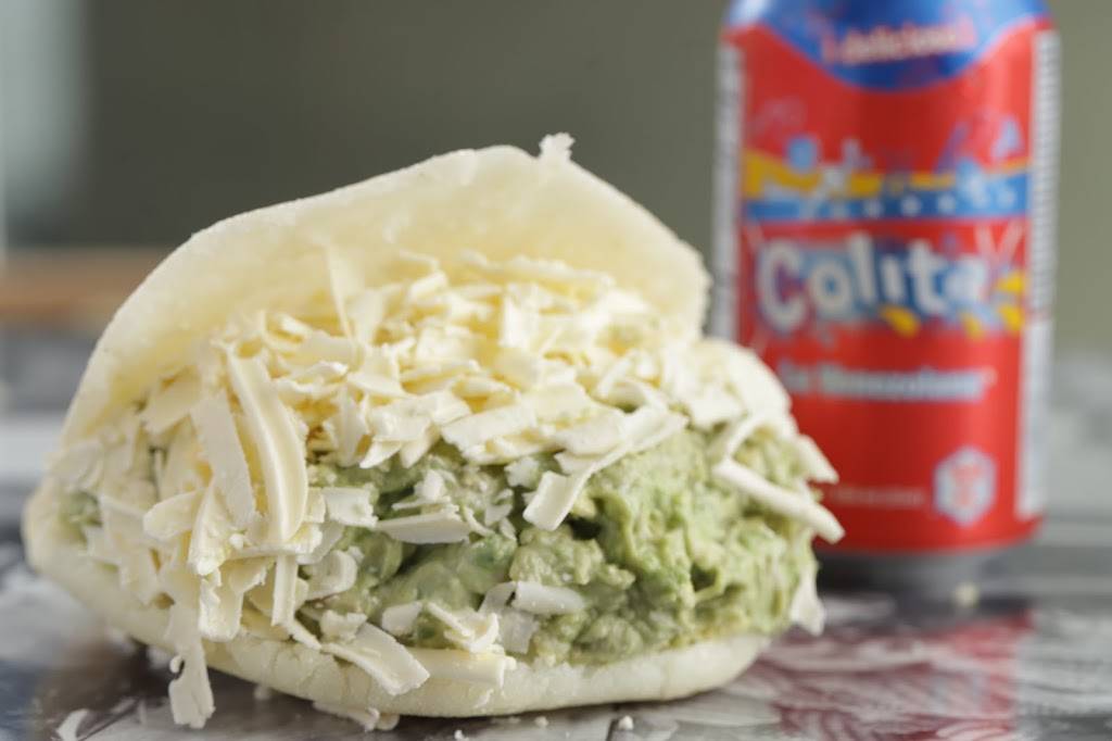 Arepas El Cacao | restaurant | 5389 S Kirkman Rd, Orlando, FL 32819, USA | 3212522226 OR +1 321-252-2226