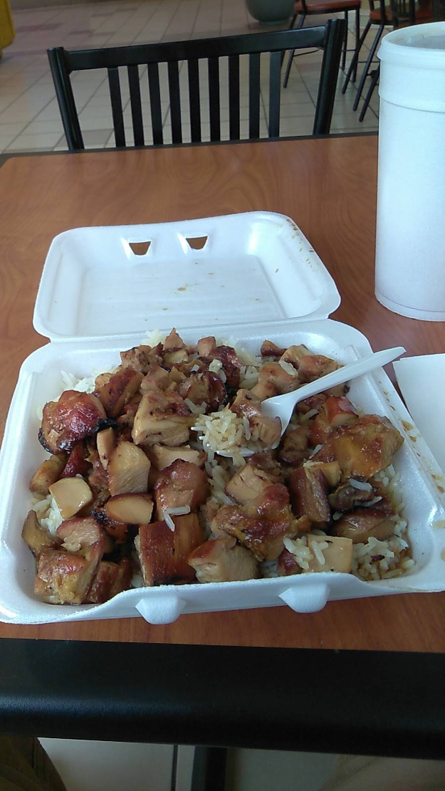 Jjs Barbeque | restaurant | 3321 Midway Mall, Elyria, OH 44035, USA | 4403249015 OR +1 440-324-9015