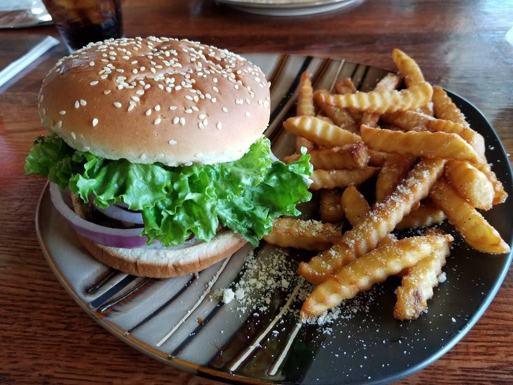 The Dive Inn | restaurant | 275 S Lake Shore Way, Lake Alfred, FL 33850, USA | 8632806860 OR +1 863-280-6860