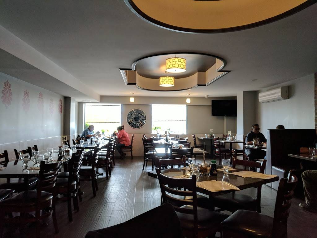 Asian Wok n Roll | restaurant | 2909 Derry Rd E, Mississauga, ON L4T 1A6, Canada | 9056718997 OR +1 905-671-8997