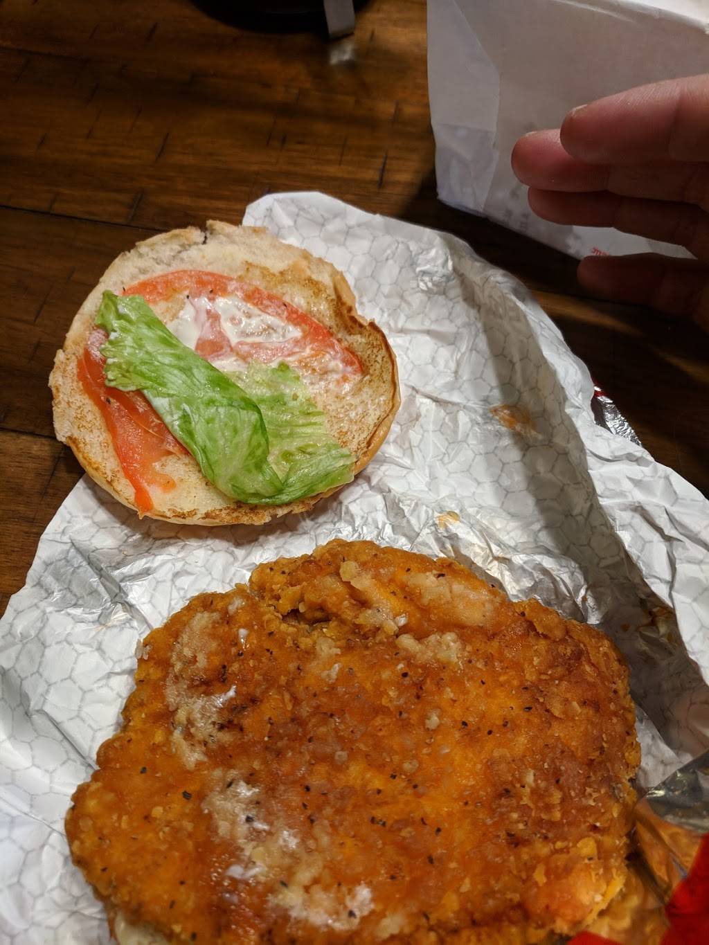 Wendys | restaurant | 16560 Fort Campbell Blvd, Oak Grove, KY 42262, USA | 2706404595 OR +1 270-640-4595