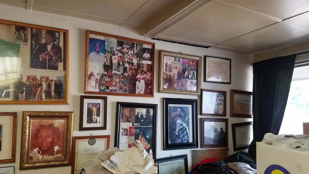 K Ts Kitchens Inc | restaurant | 5410 Park Heights Ave, Baltimore, MD 21215, USA | 4105789555 OR +1 410-578-9555