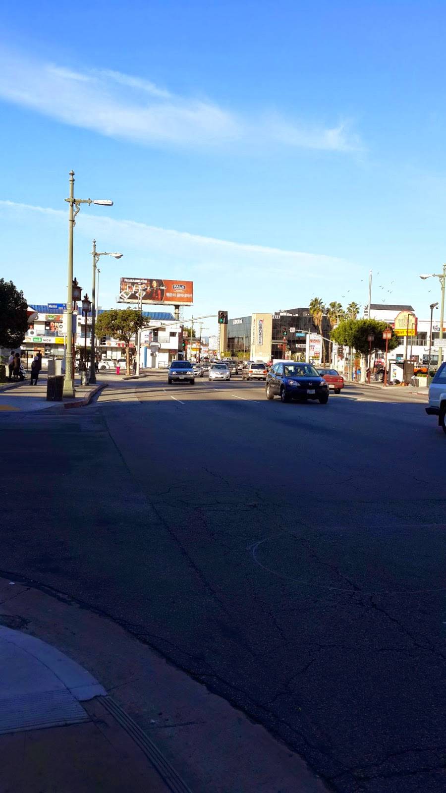 New Seoul Hotel Coffee House | cafe | 2666 W Olympic Blvd #114, Los Angeles, CA 90006, USA | 2133846314 OR +1 213-384-6314